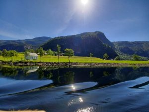 Bergen destination guide - river